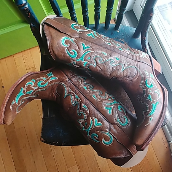 CIRCLE G COWGIRL BOOTS - Picture 2 of 8